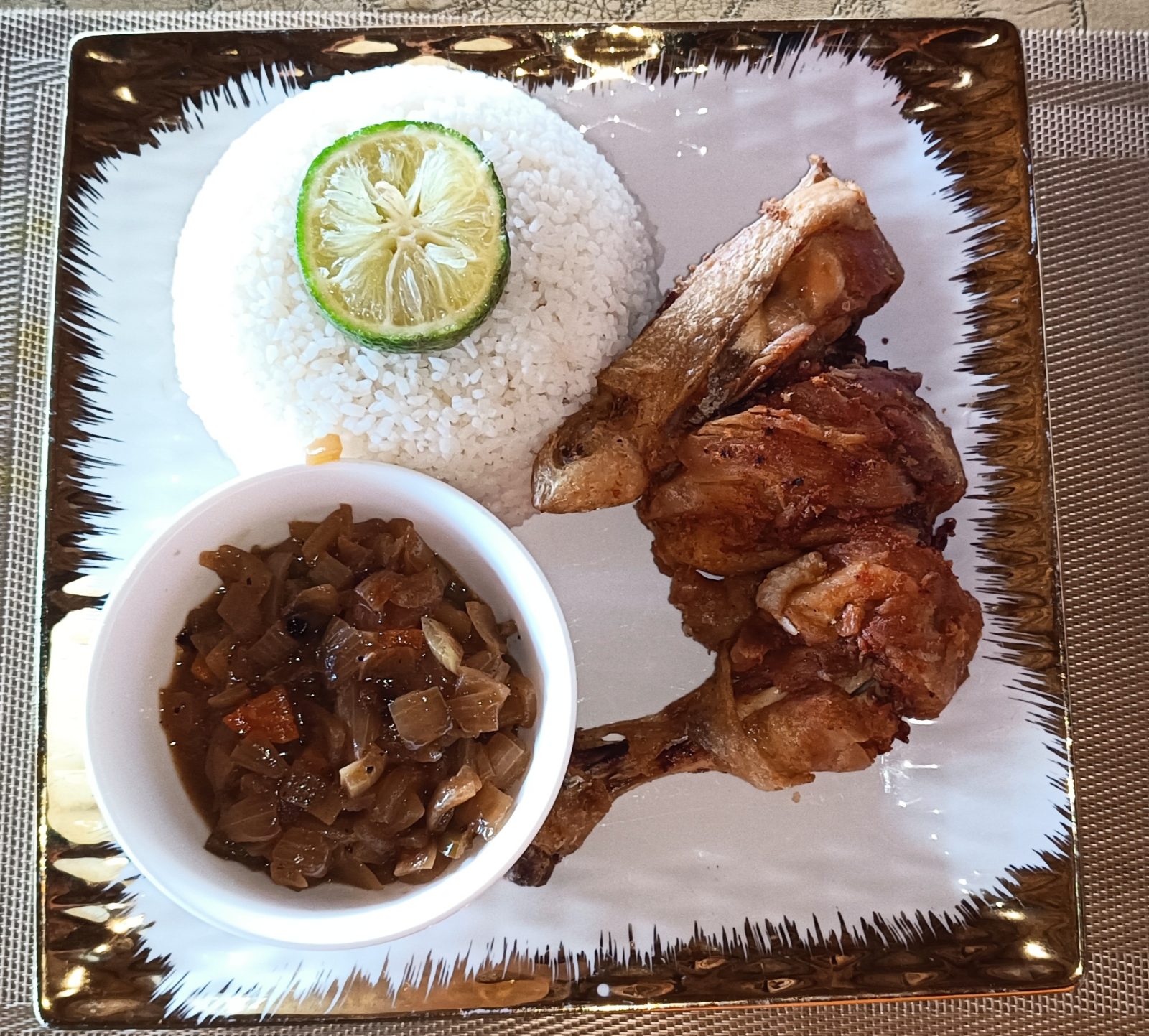 Yassa poulet